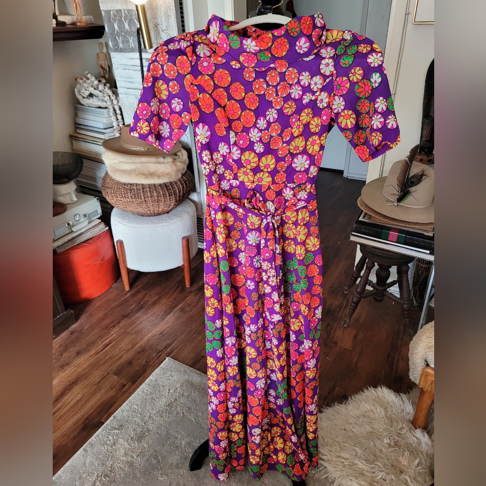 1970s Handmade One Of Kind Flower Maxi Vintage Dress